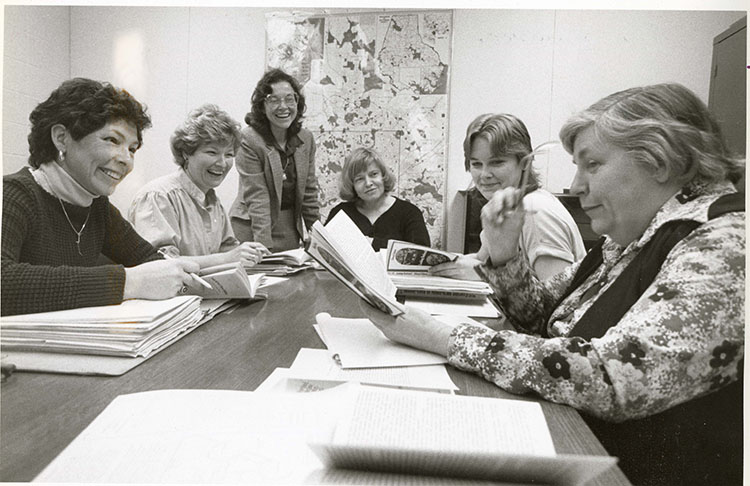 The University's honors club in 1985.